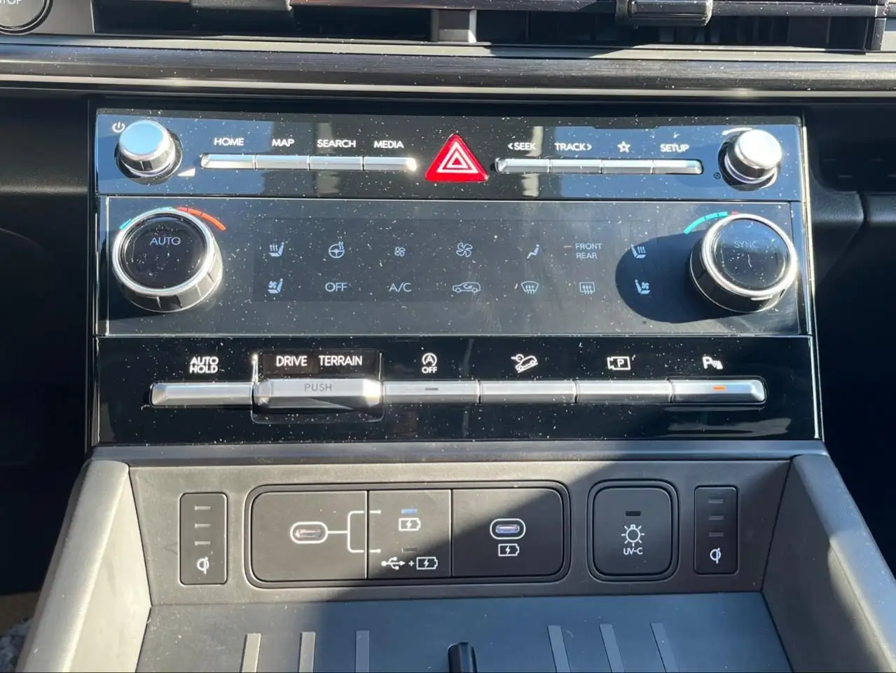 Hyundai SANTA FE снимка Hyundai SANTA FE