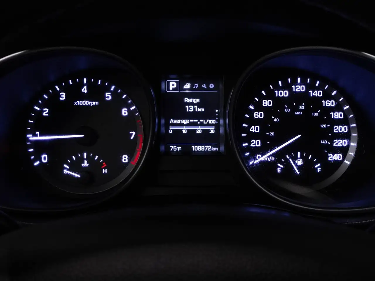 Hyundai SANTA FE снимка Hyundai SANTA FE