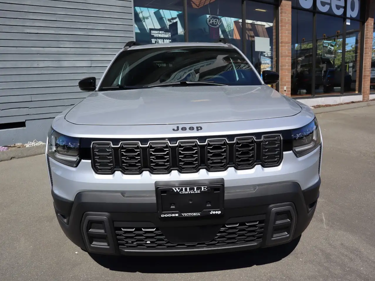 Jeep Cherokee снимка Jeep Cherokee