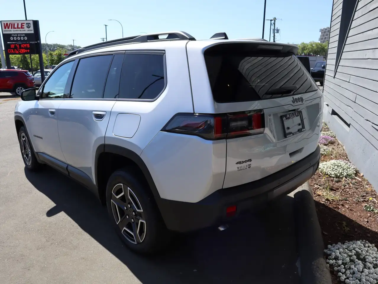 Jeep Cherokee снимка Jeep Cherokee