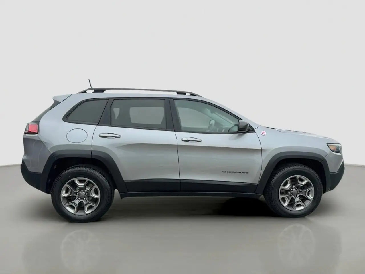 Jeep Cherokee снимка Jeep Cherokee