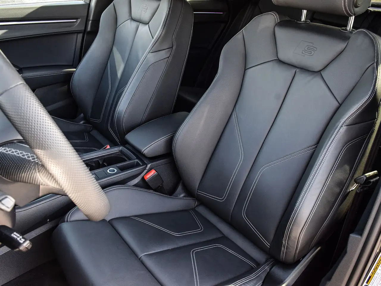 Audi Q3 снимка Audi Q3