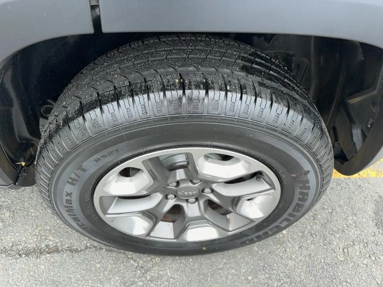 Jeep Cherokee снимка Jeep Cherokee