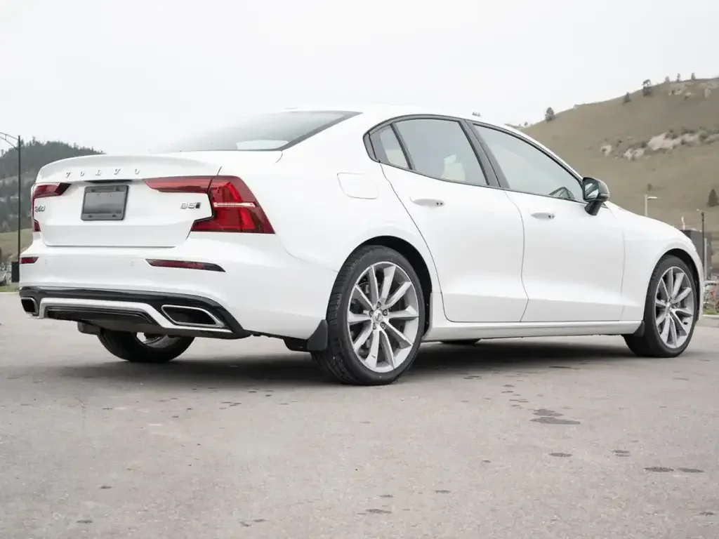 Volvo S60 photo Volvo S60