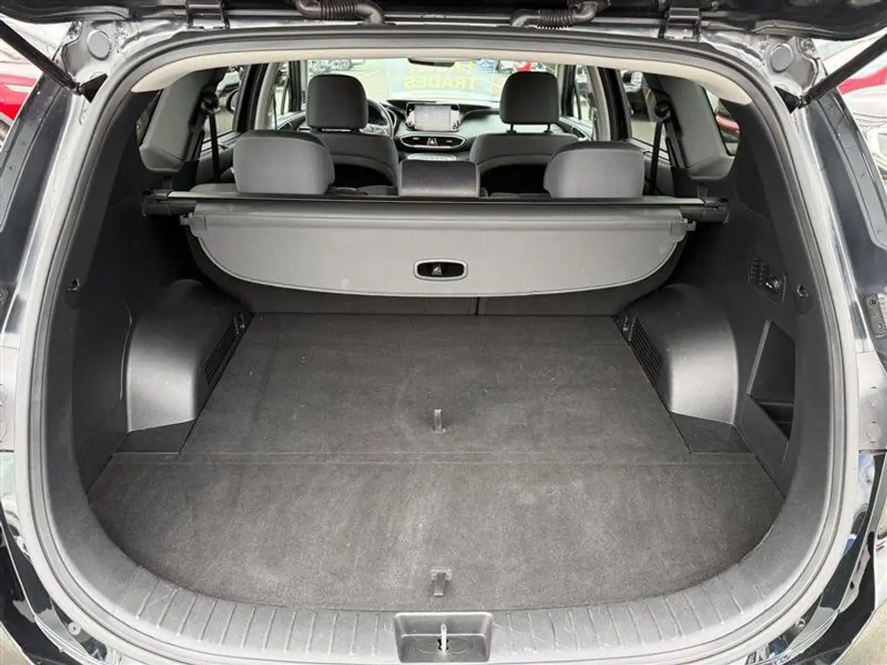 Hyundai SANTA FE снимка Hyundai SANTA FE