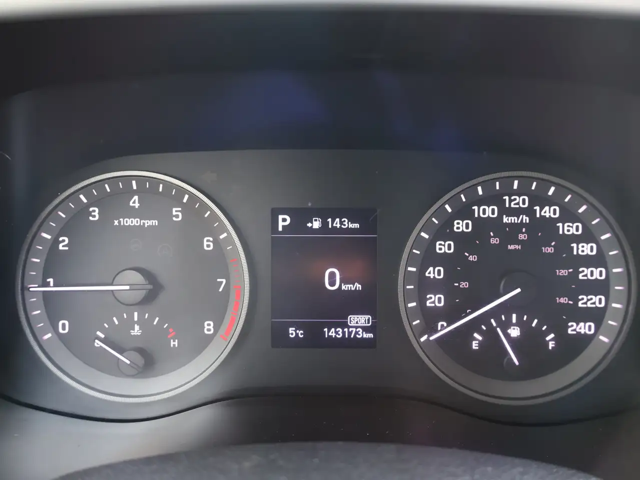 Hyundai TUCSON снимка Hyundai TUCSON