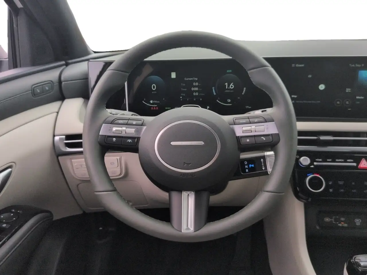 Hyundai TUCSON снимка Hyundai TUCSON