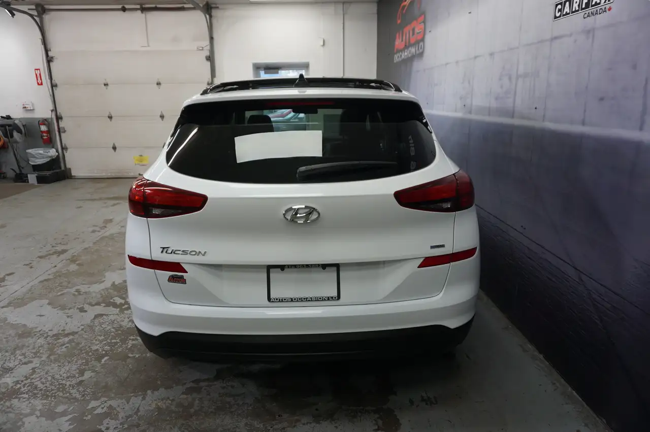 Hyundai TUCSON снимка Hyundai TUCSON