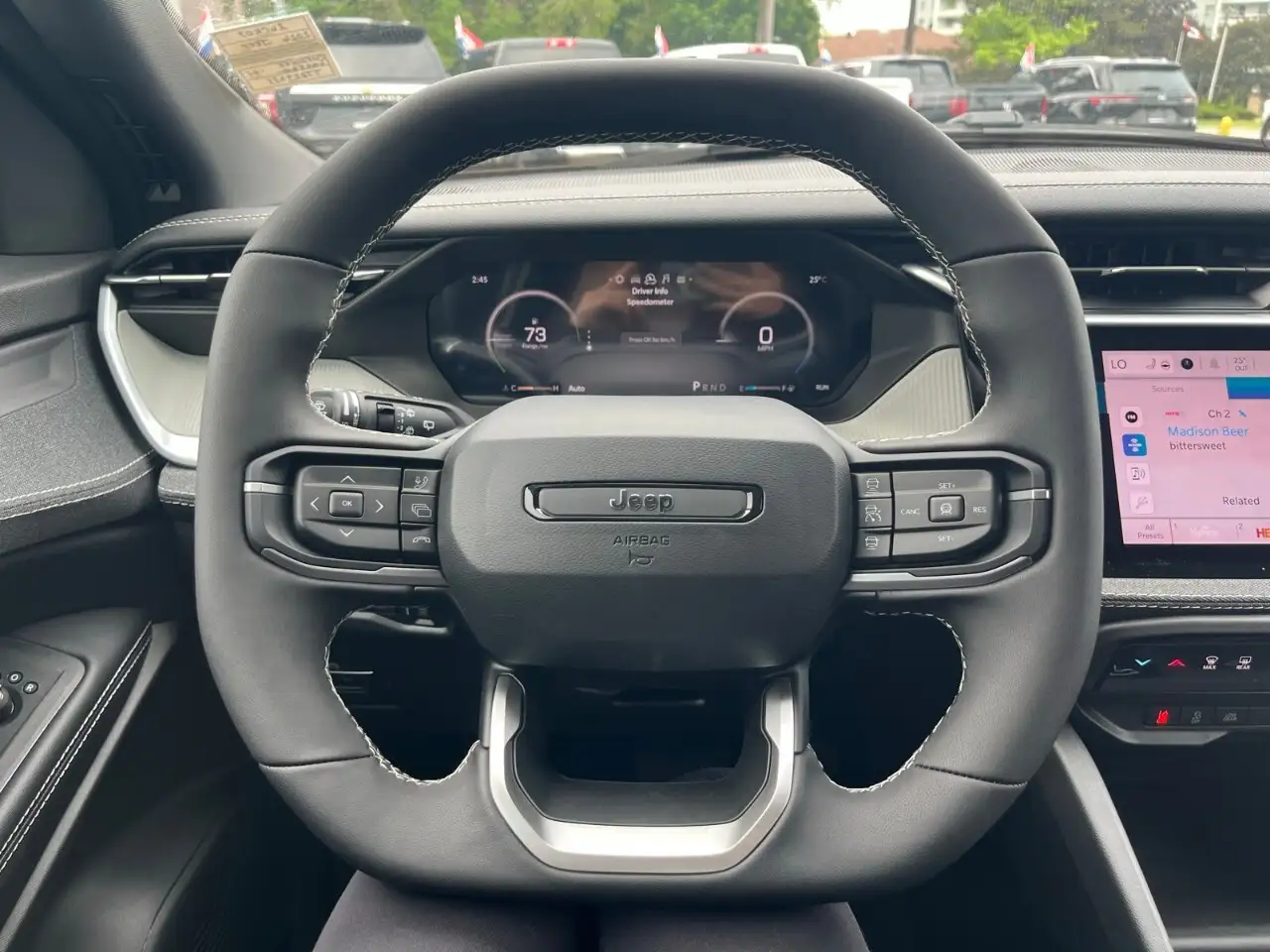 Jeep Cherokee снимка Jeep Cherokee