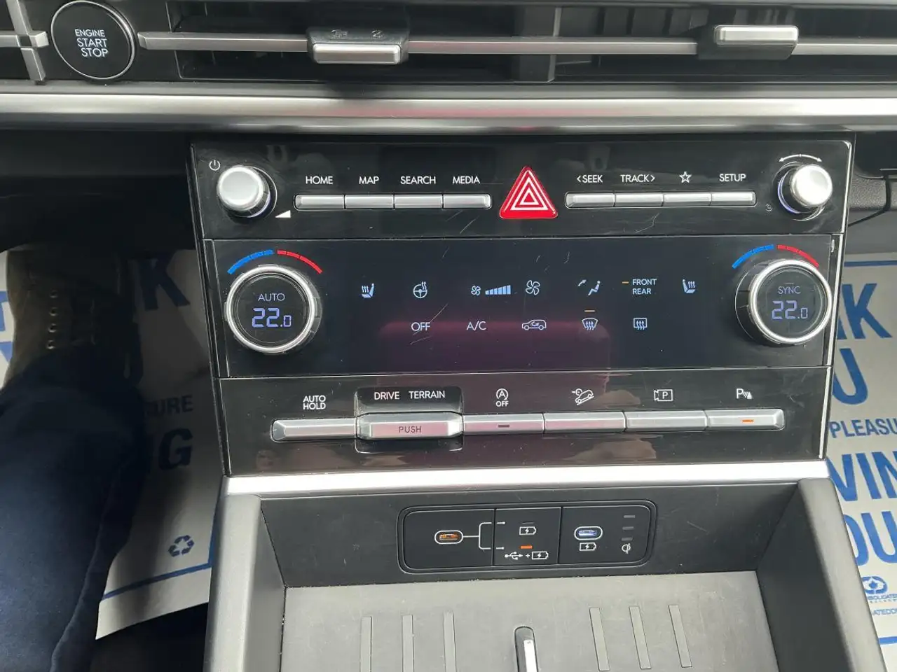 Hyundai SANTA FE снимка Hyundai SANTA FE