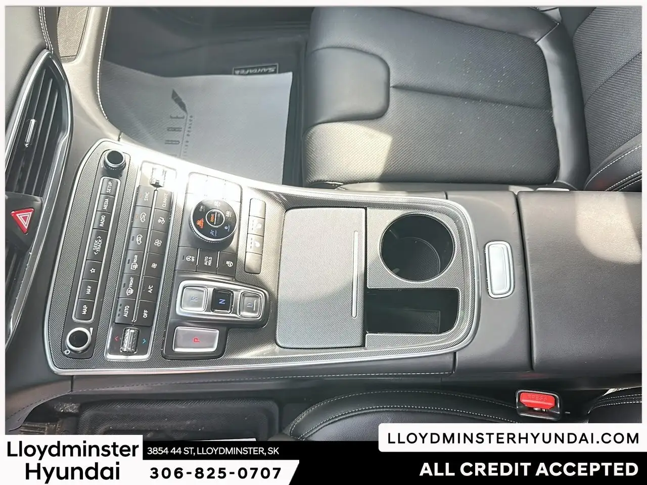 Hyundai SANTA FE снимка Hyundai SANTA FE