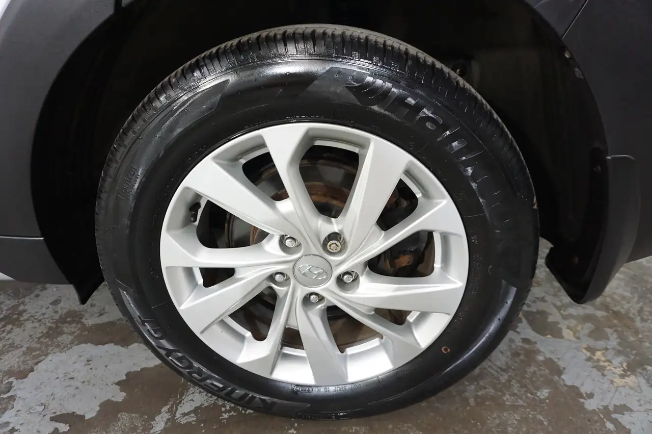 Hyundai TUCSON снимка Hyundai TUCSON
