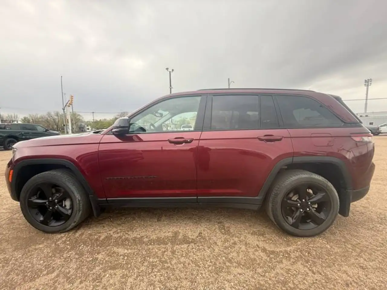 Jeep Grand Cherokee снимка Jeep Grand Cherokee