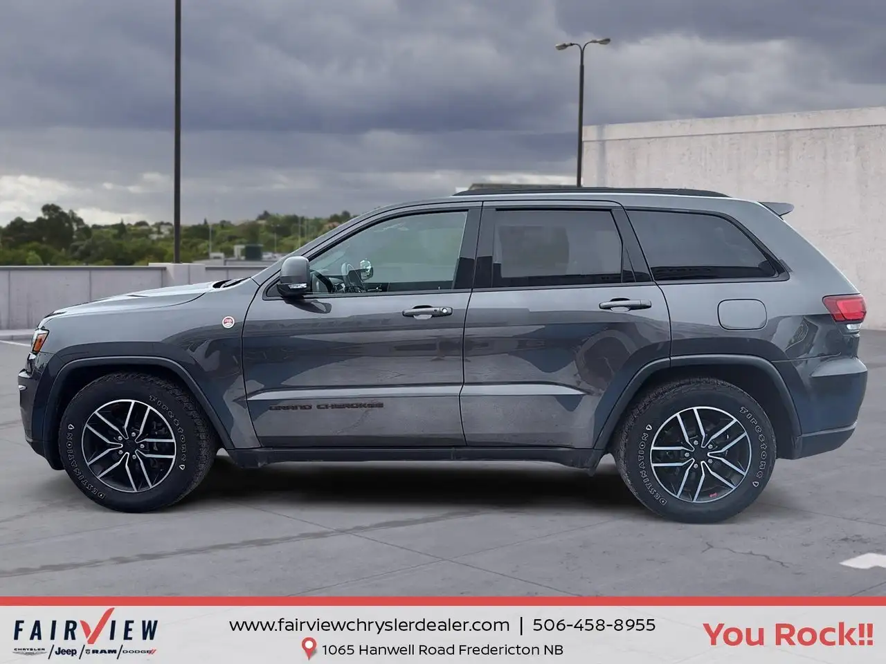 Jeep Grand Cherokee photo Jeep Grand Cherokee