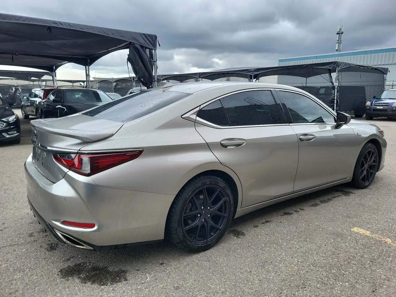 Lexus ES photo Lexus ES