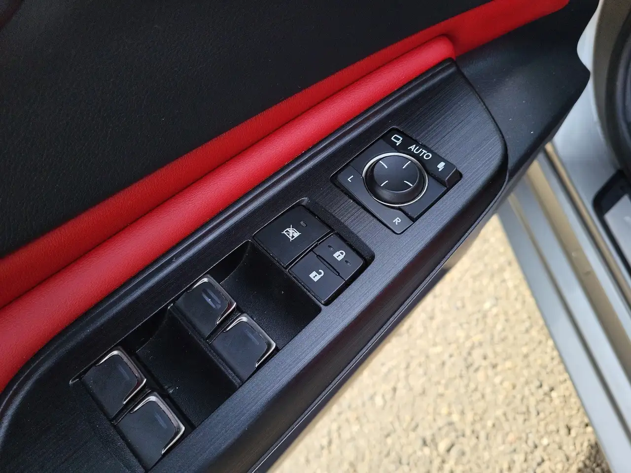 Lexus ES photo Lexus ES