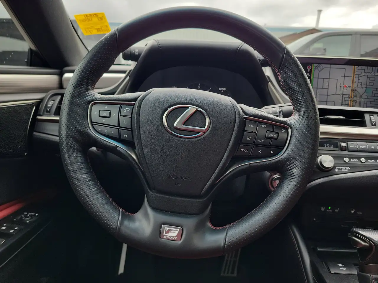 Lexus ES photo Lexus ES