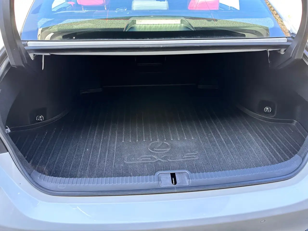 Lexus ES снимка Lexus ES