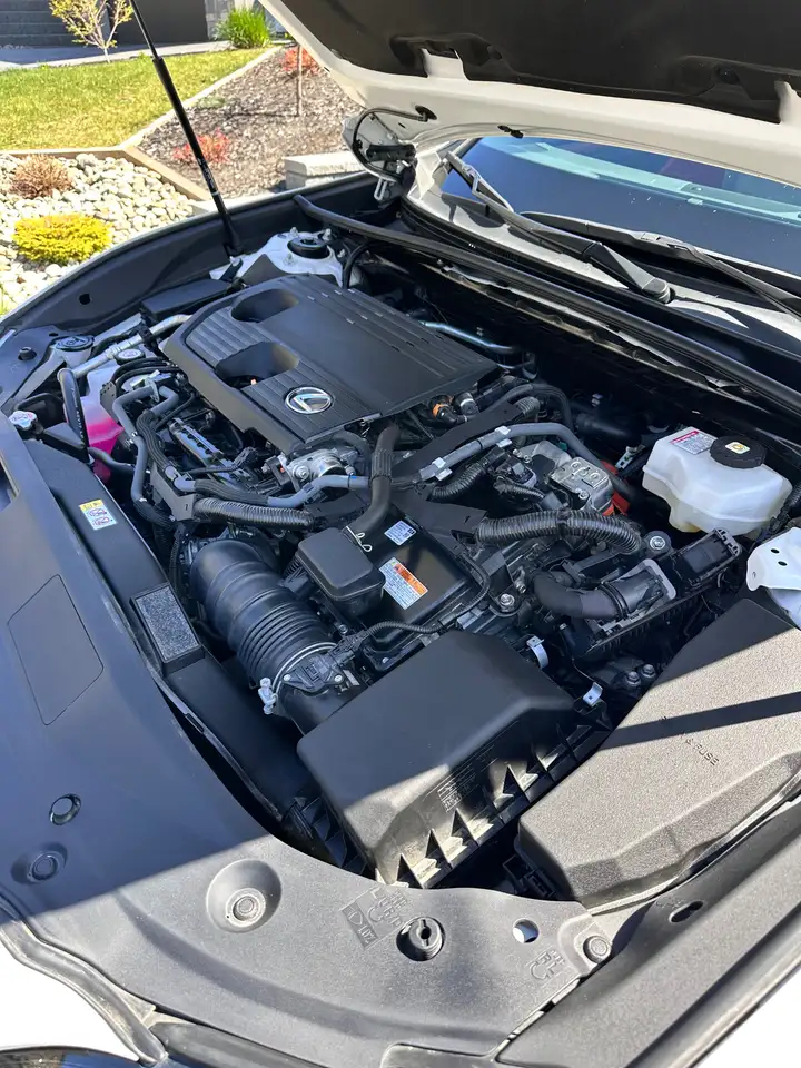 Lexus ES снимка Lexus ES