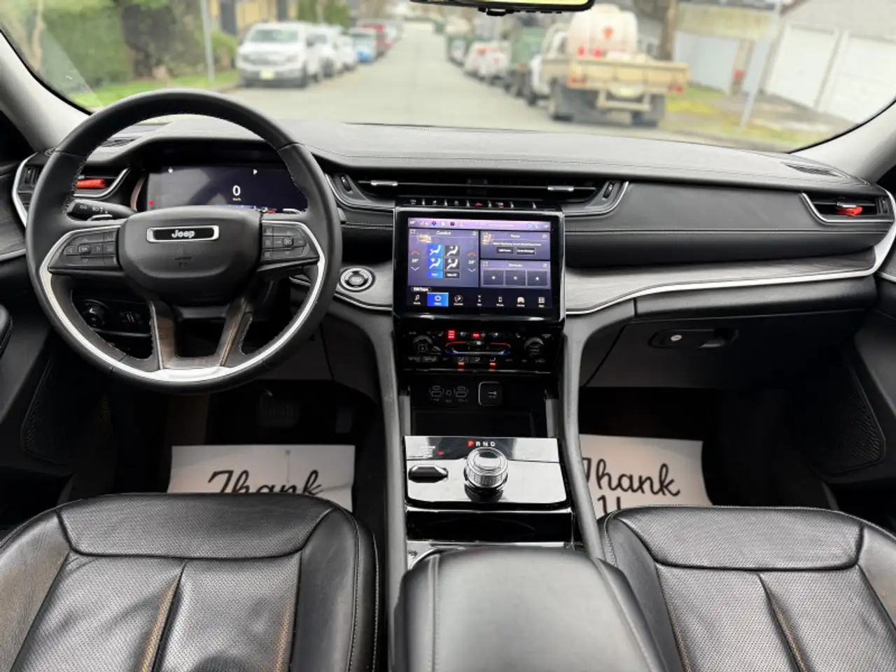 Jeep Grand Cherokee снимка Jeep Grand Cherokee