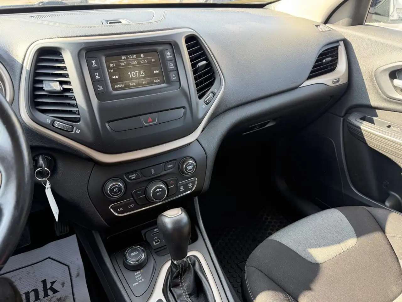 Jeep Cherokee fotografie Jeep Cherokee