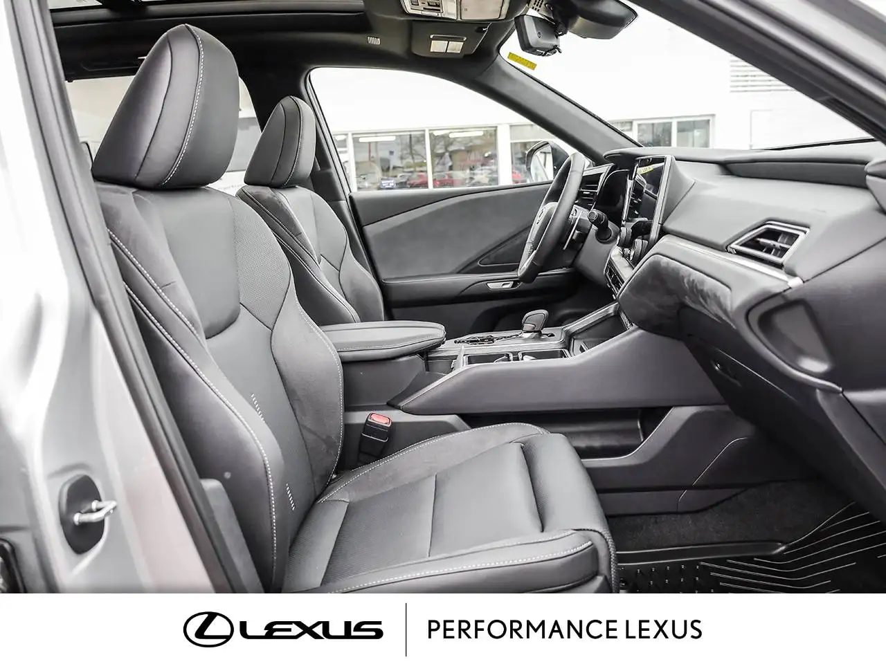 Lexus TX снимка Lexus TX