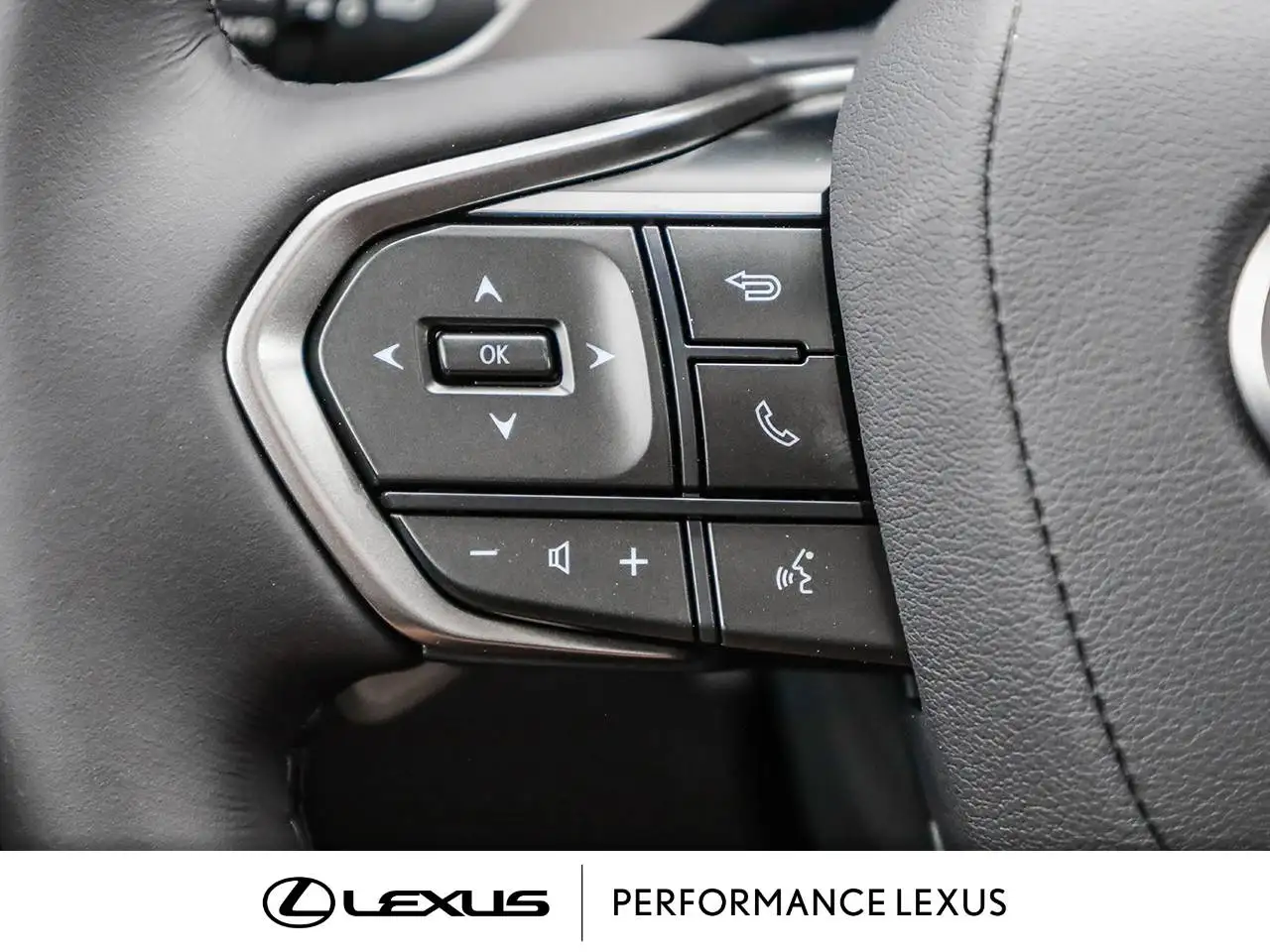 Lexus TX снимка Lexus TX