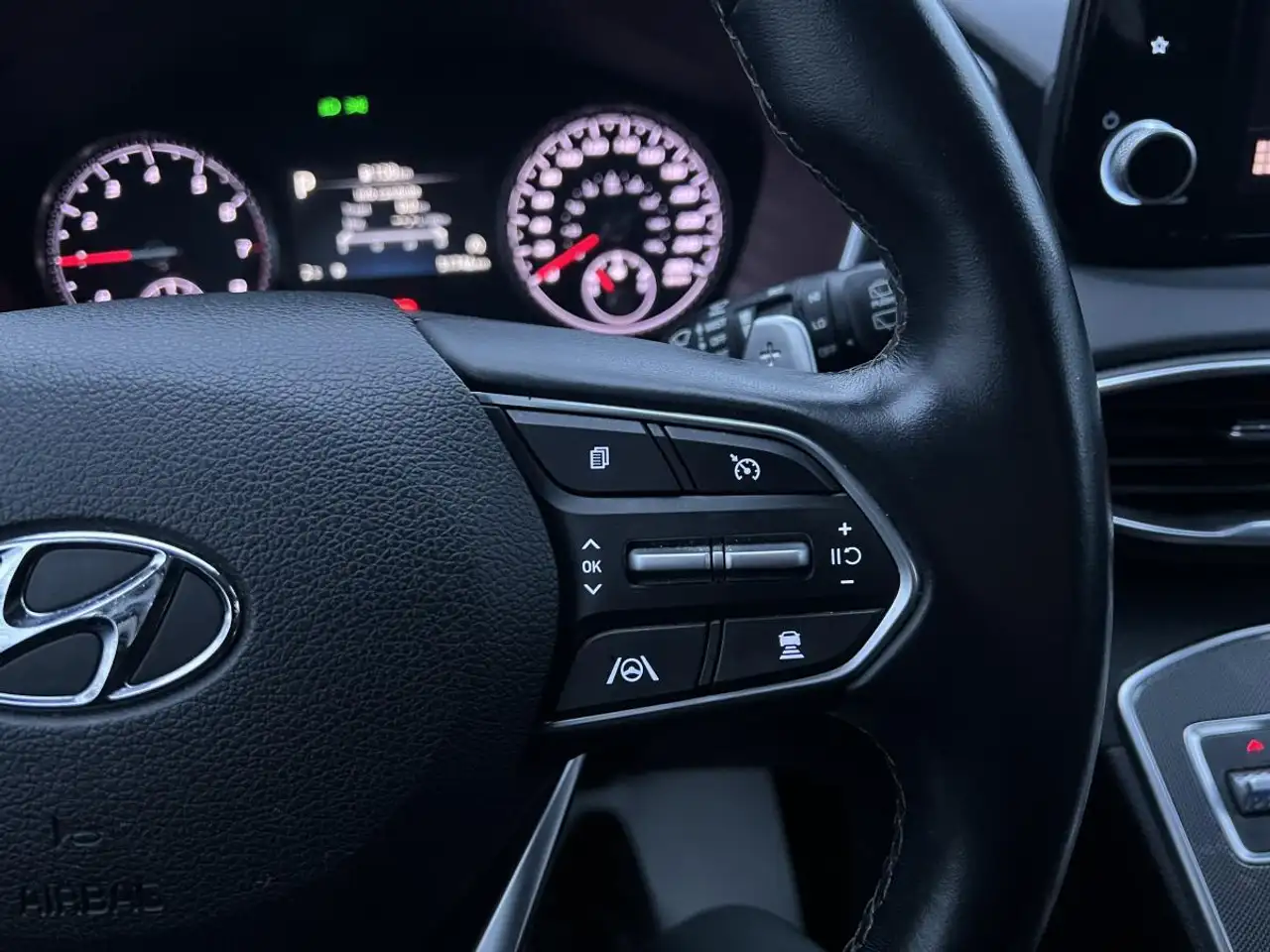 Hyundai SANTA FE снимка Hyundai SANTA FE