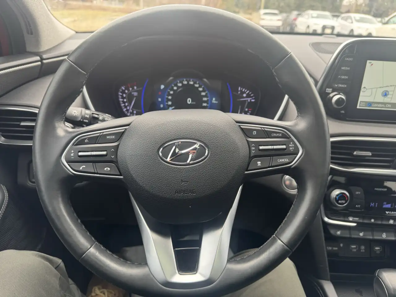Hyundai SANTA FE снимка Hyundai SANTA FE