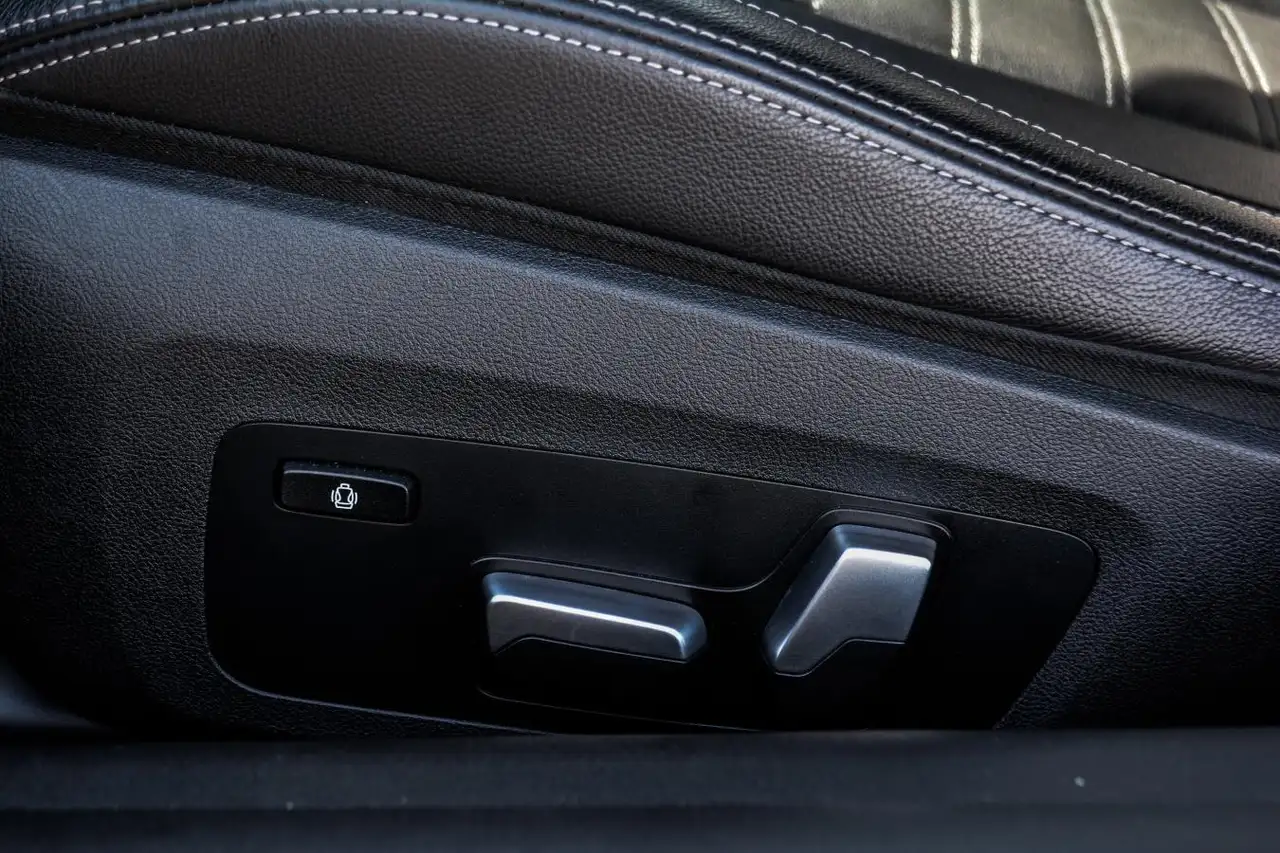 BMW 4 Series снимка BMW 4 Series