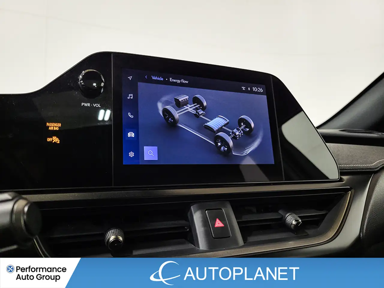 Lexus UX снимка Lexus UX