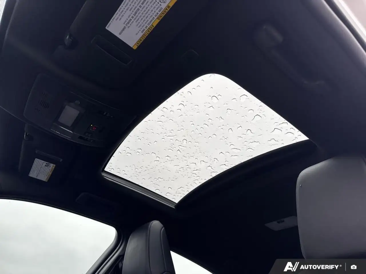 Lexus UX снимка Lexus UX