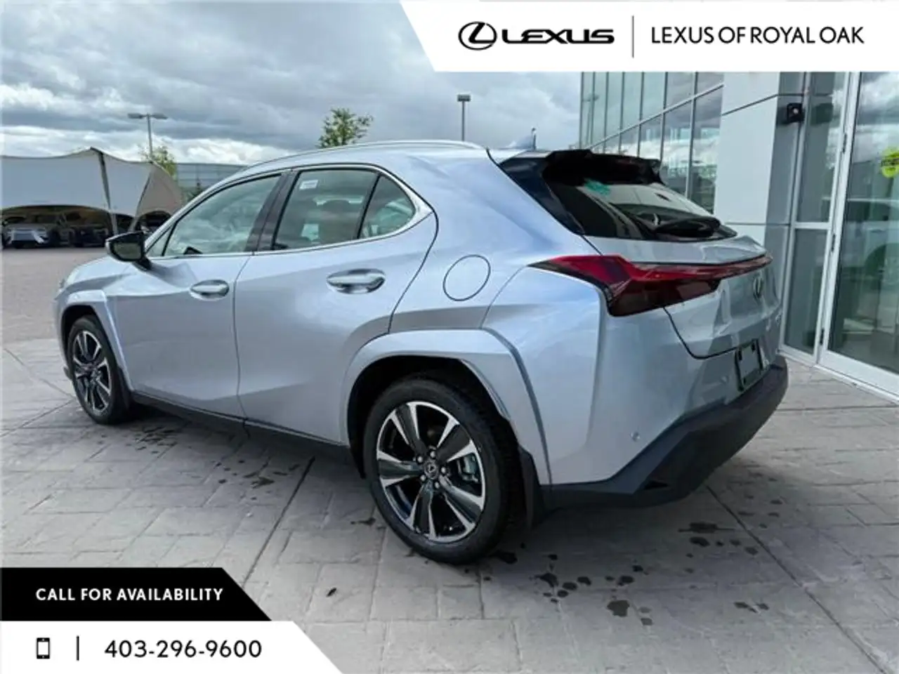Lexus UX 300h снимка Lexus UX 300h