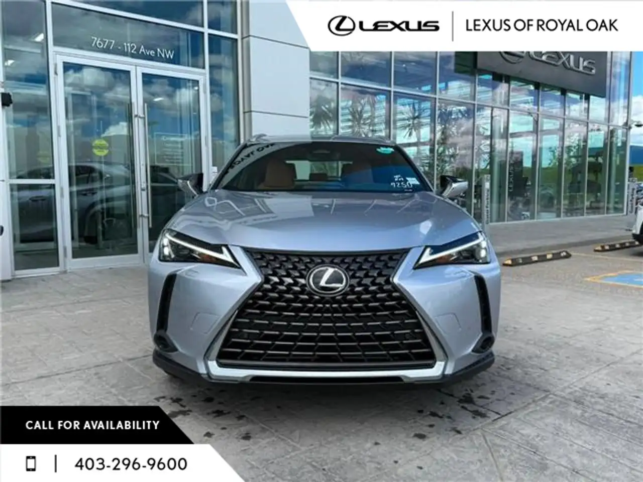 Lexus UX 300h снимка Lexus UX 300h