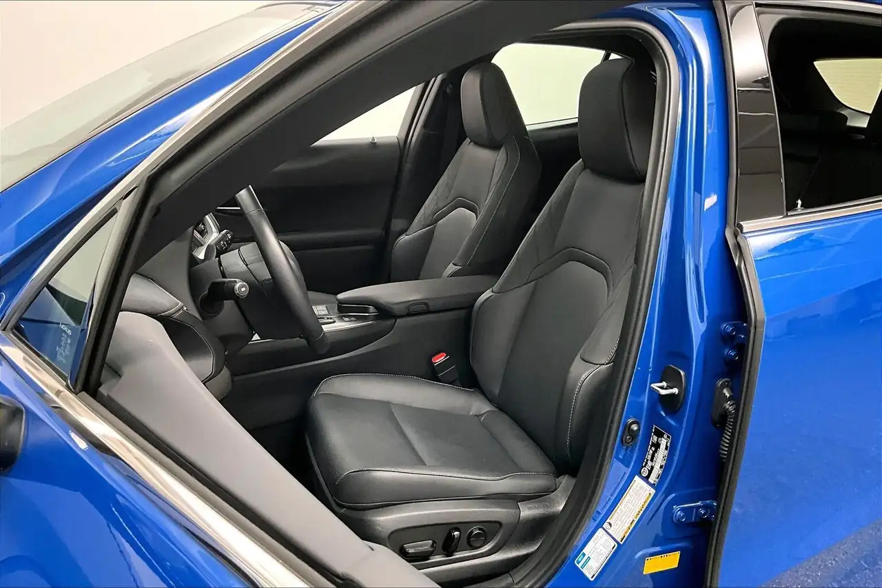Lexus UX fotografie Lexus UX