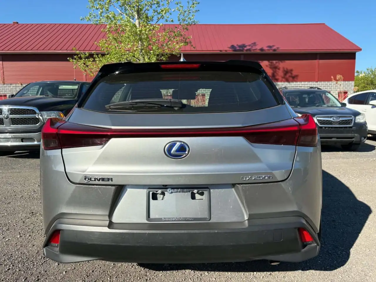 Lexus UX photo Lexus UX
