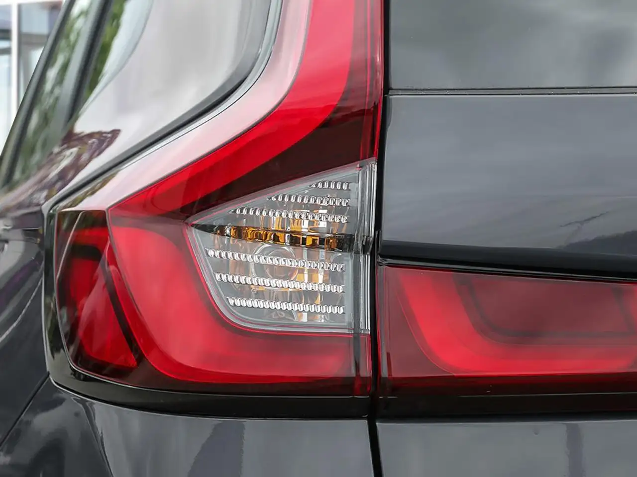 Honda CR-V photo Honda CR-V