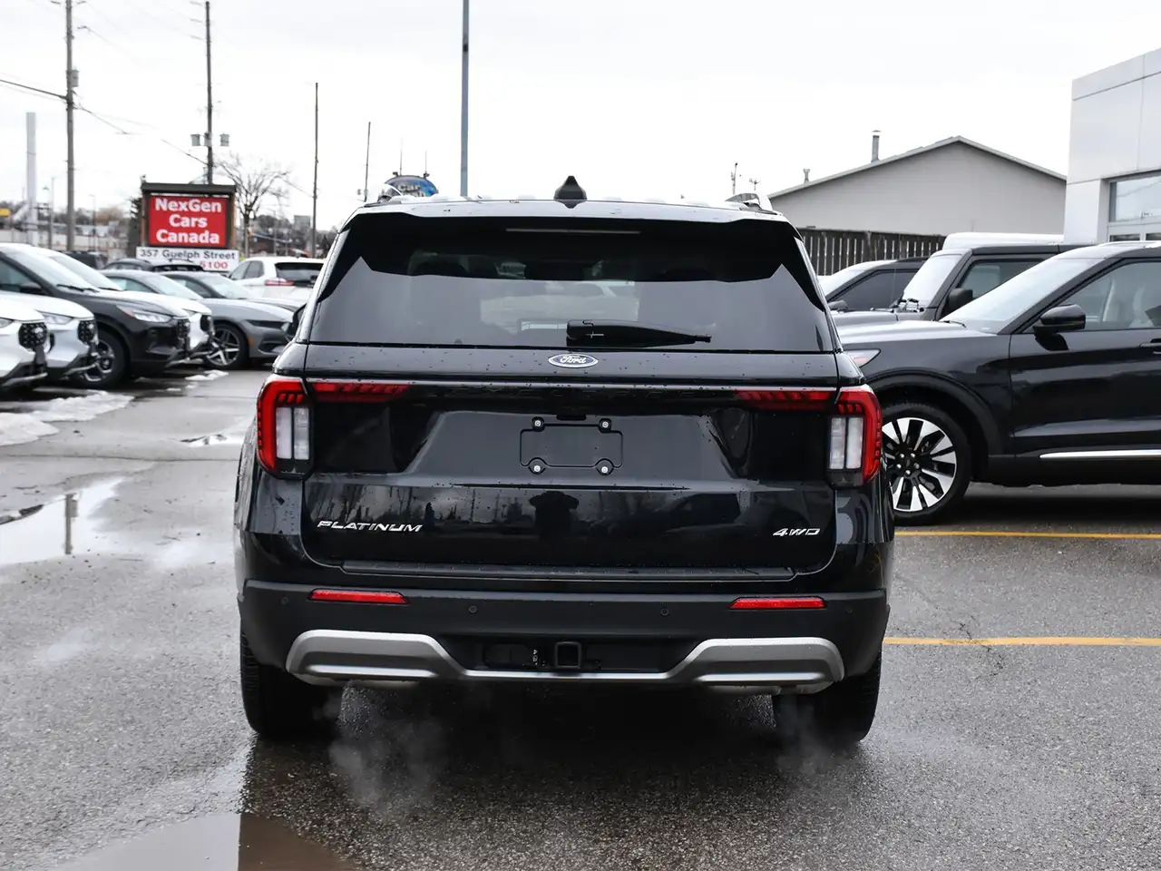 Ford Explorer photo Ford Explorer
