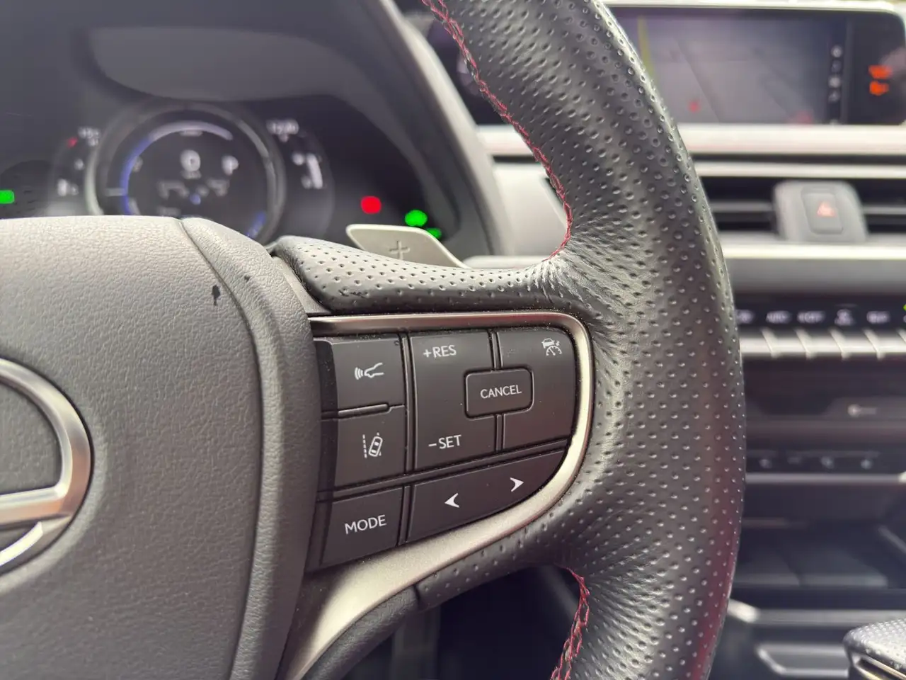 Lexus NX снимка Lexus NX