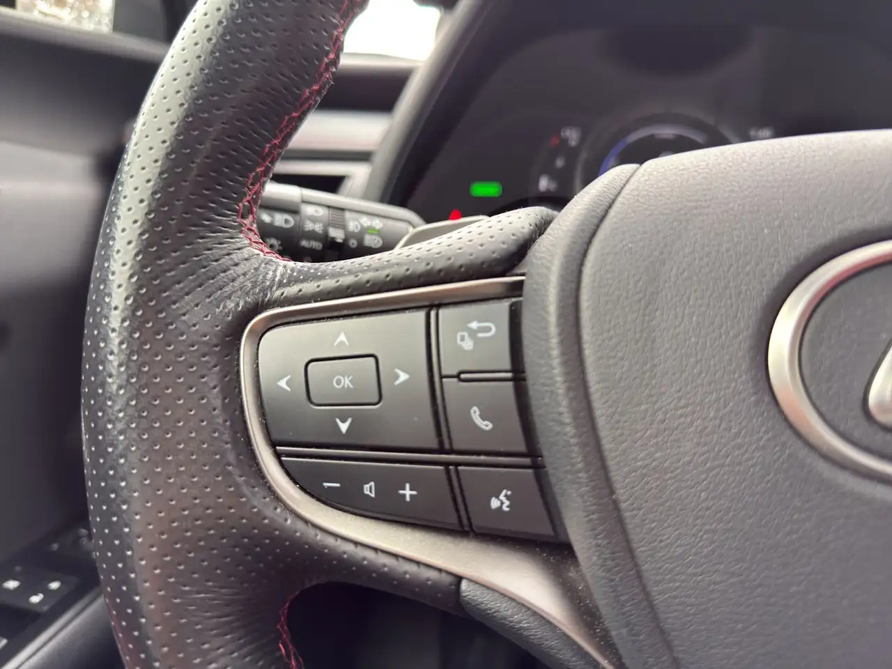 Lexus NX снимка Lexus NX