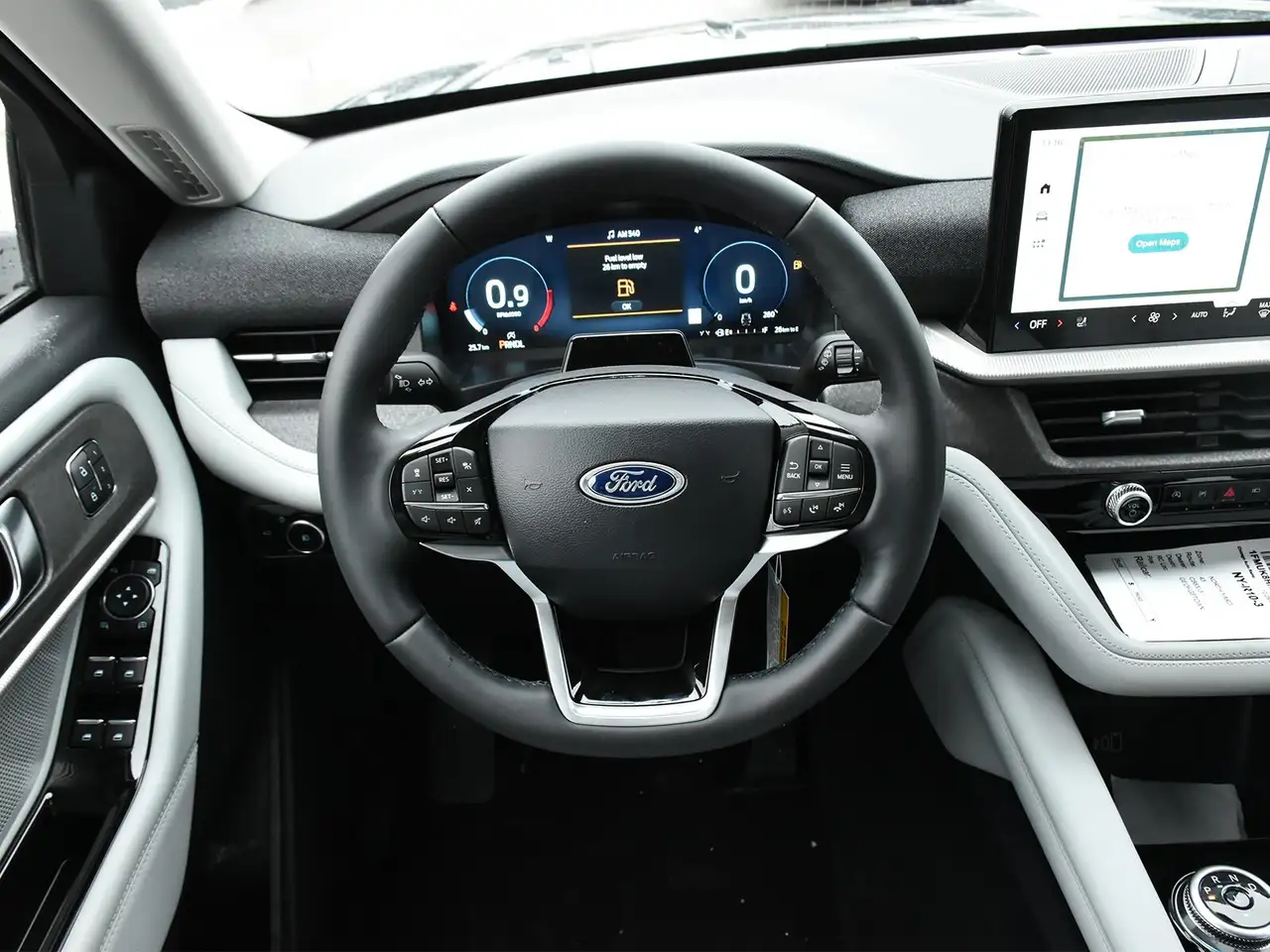Ford Explorer photo Ford Explorer