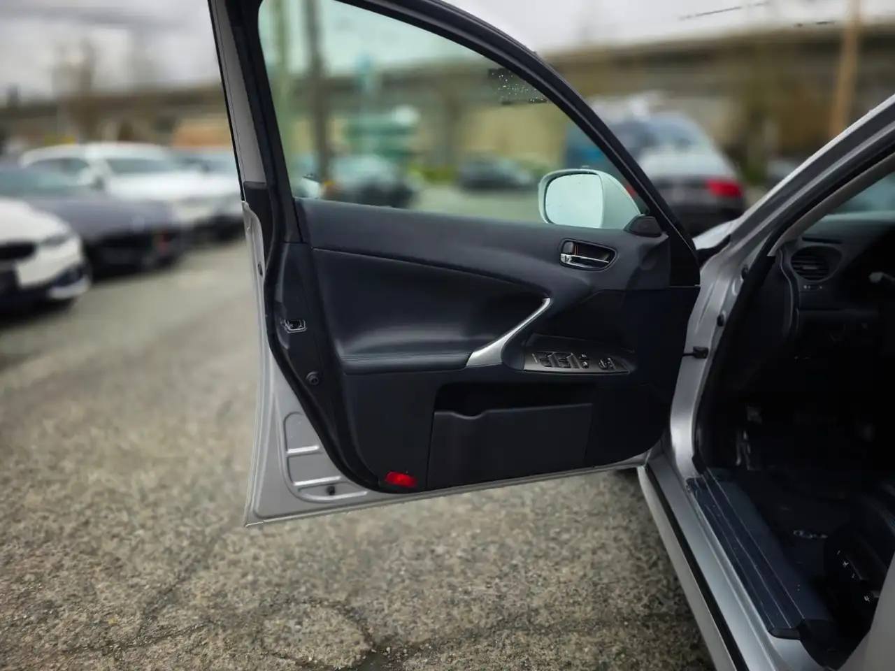 Lexus IS снимка Lexus IS