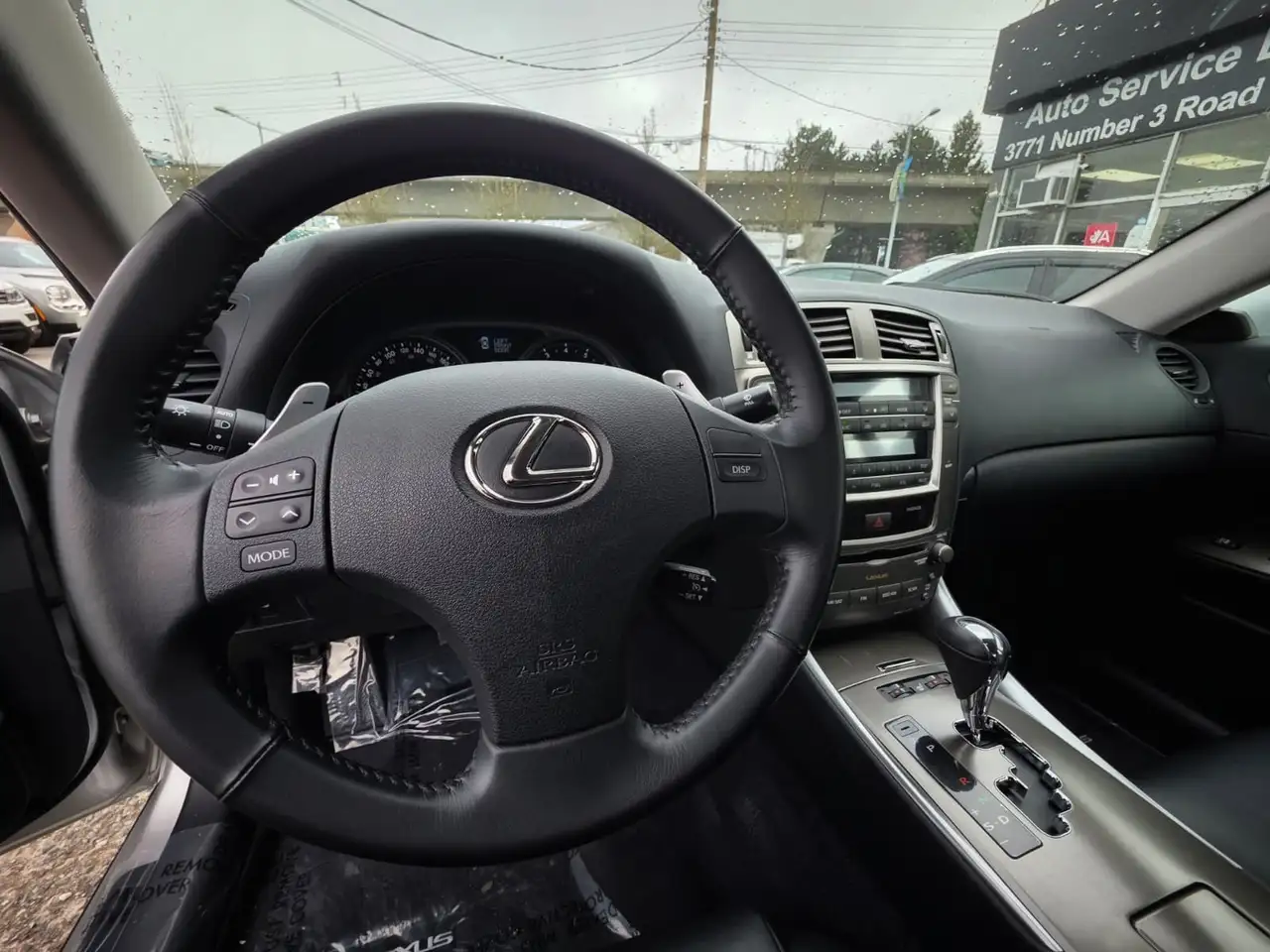 Lexus IS снимка Lexus IS