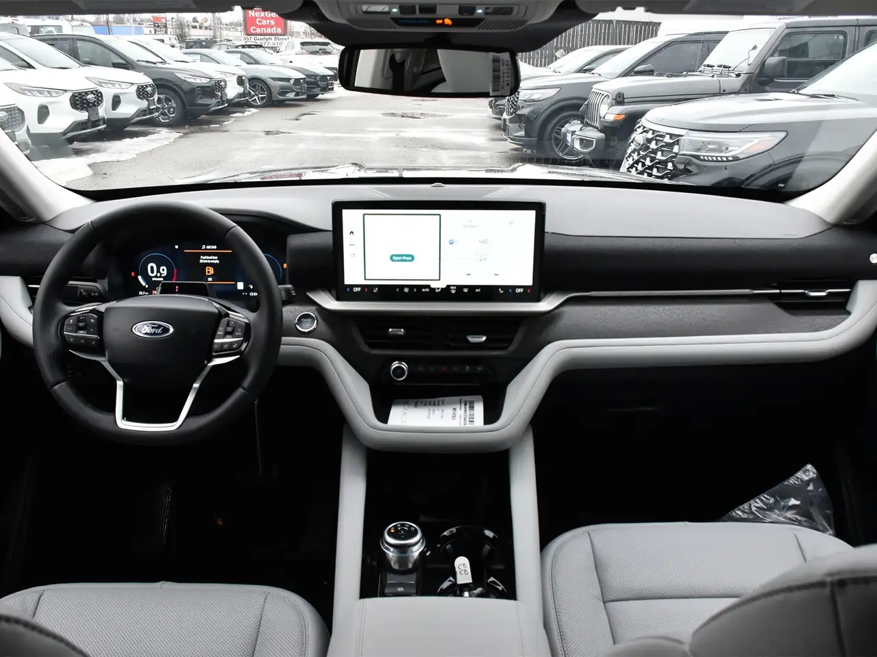 Ford Explorer photo Ford Explorer