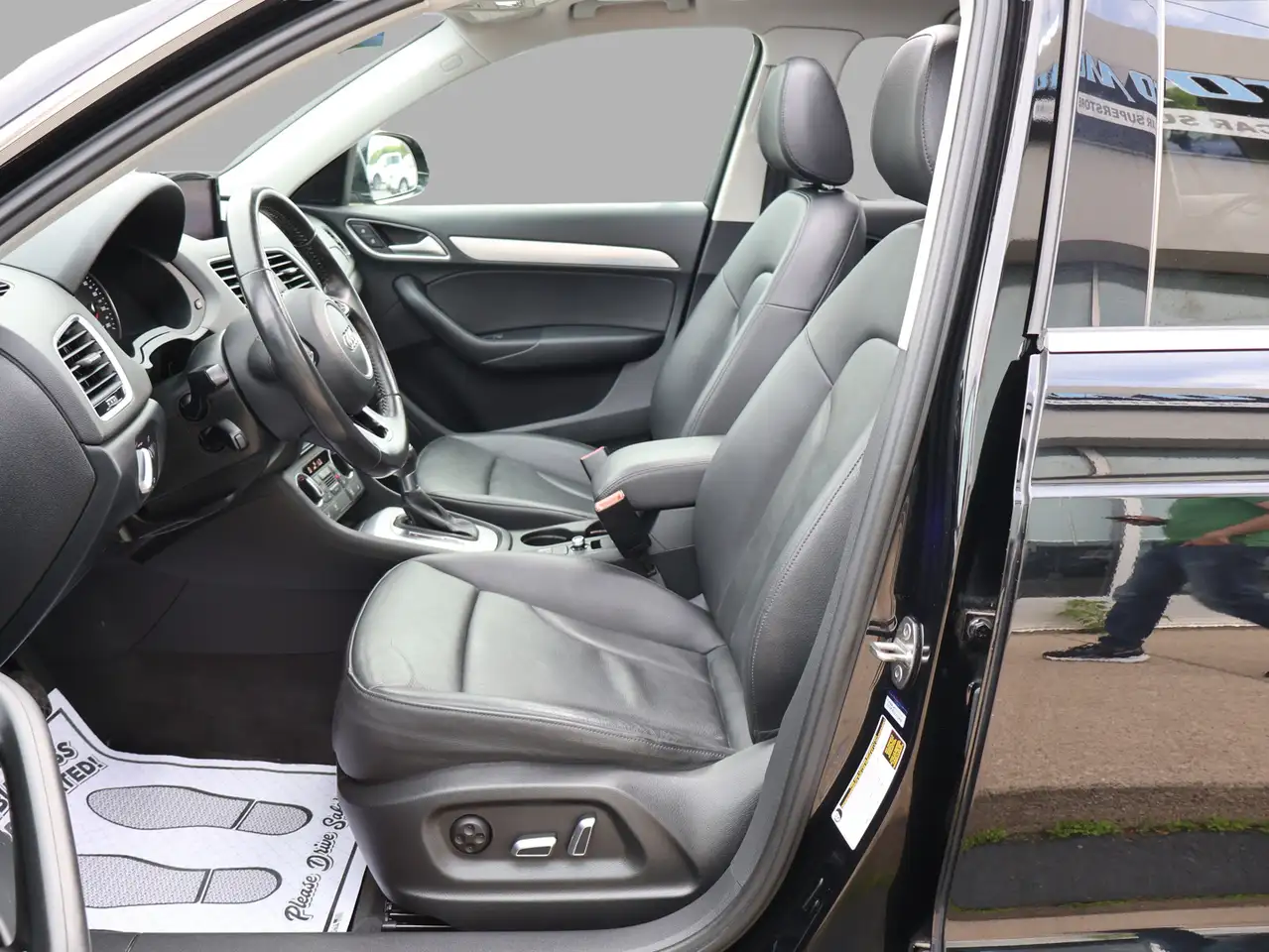 Audi Q3 fotografie Audi Q3