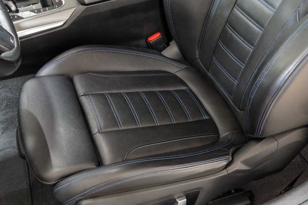 BMW 4 Series photo BMW 4 Series