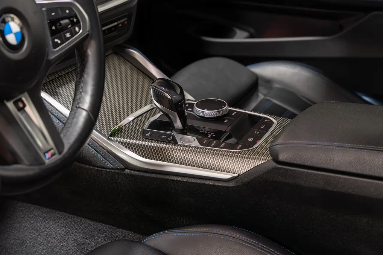 BMW 4 Series photo BMW 4 Series