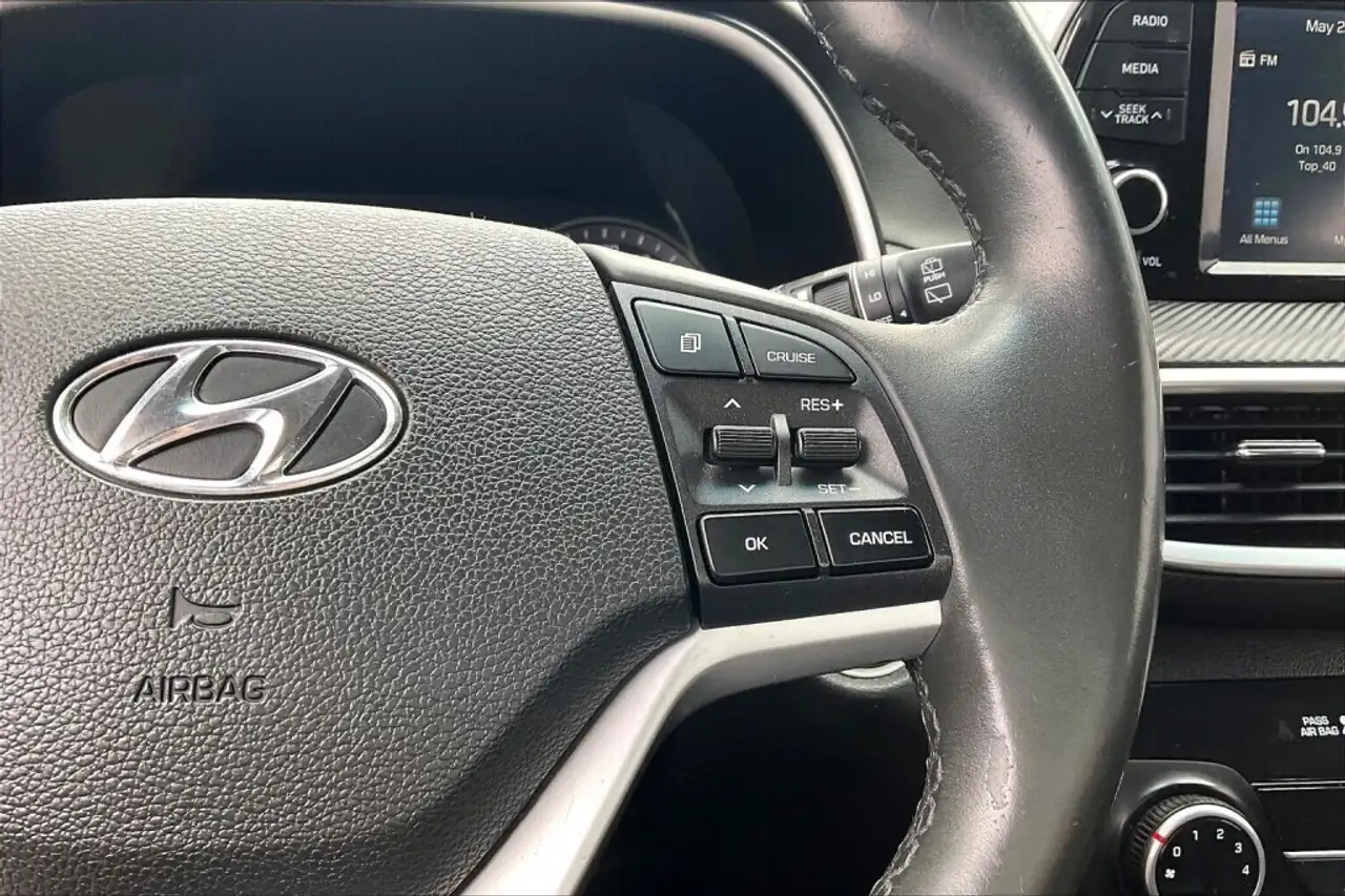 Hyundai TUCSON photo Hyundai TUCSON