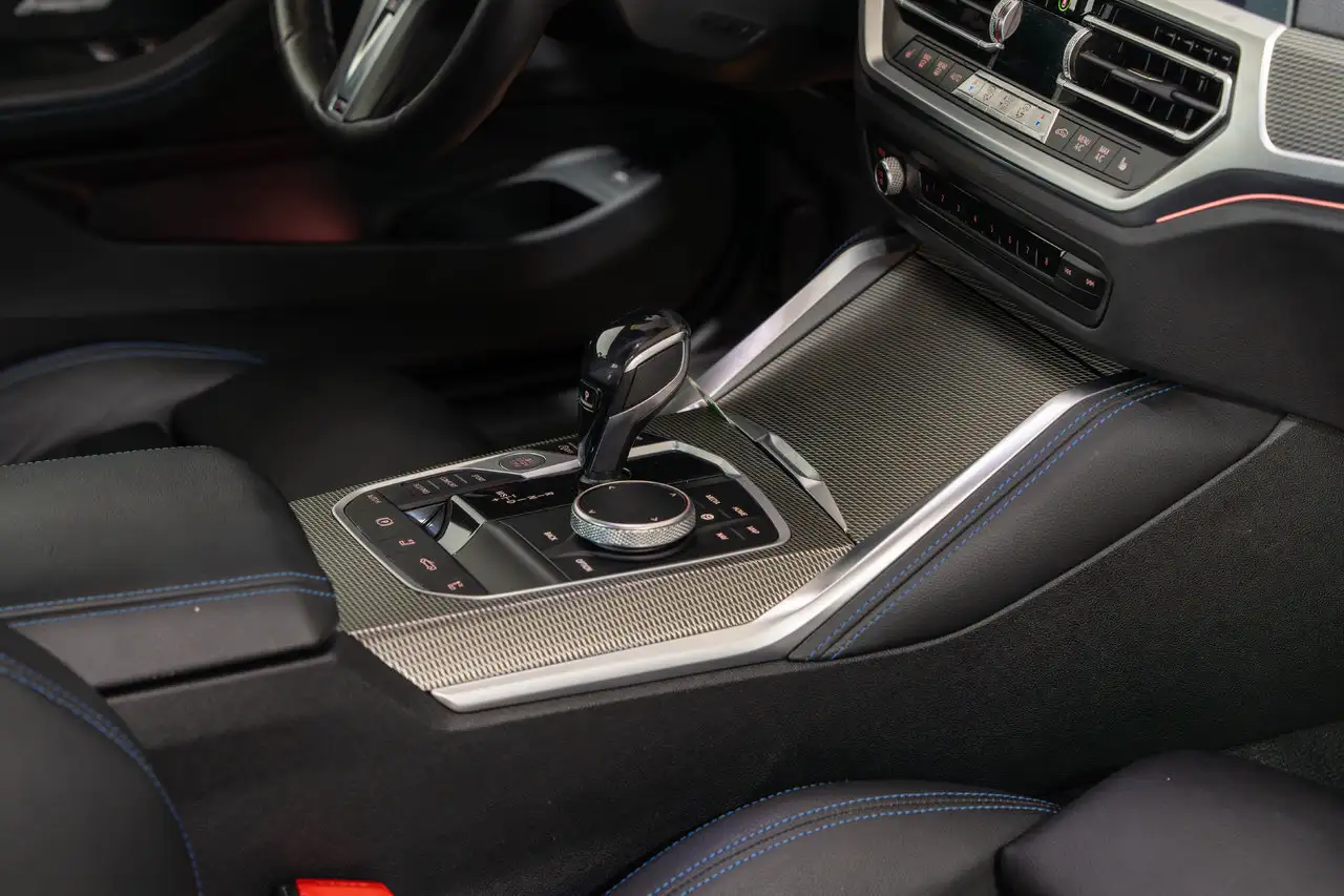 BMW 4 Series photo BMW 4 Series