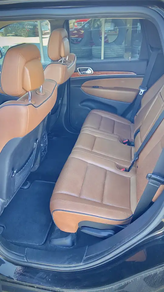 Jeep Grand Cherokee снимка Jeep Grand Cherokee